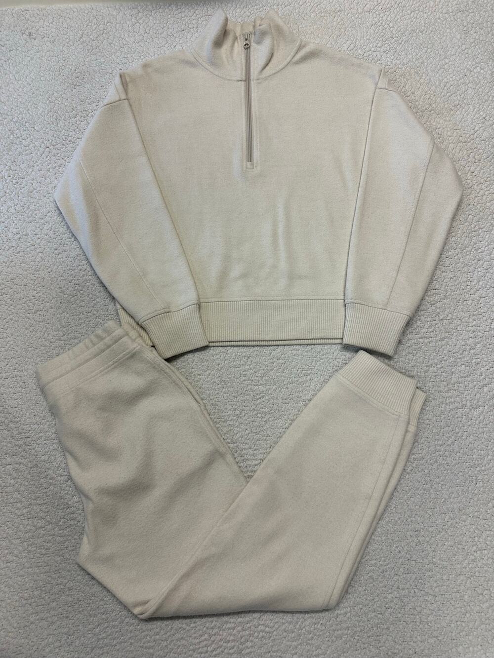 Vince Womens Sweater Small and Pants XS Set